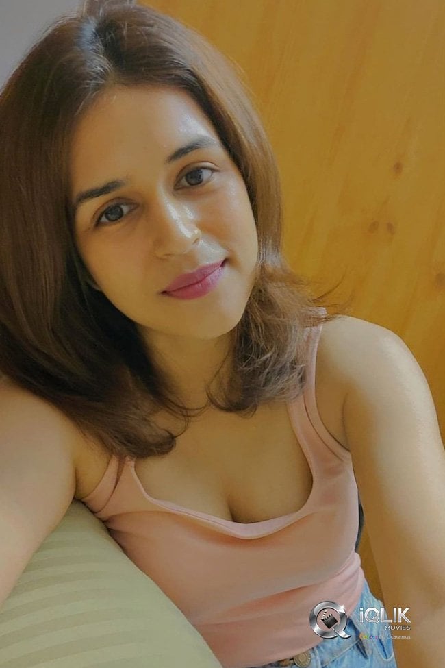 Shraddha-Das